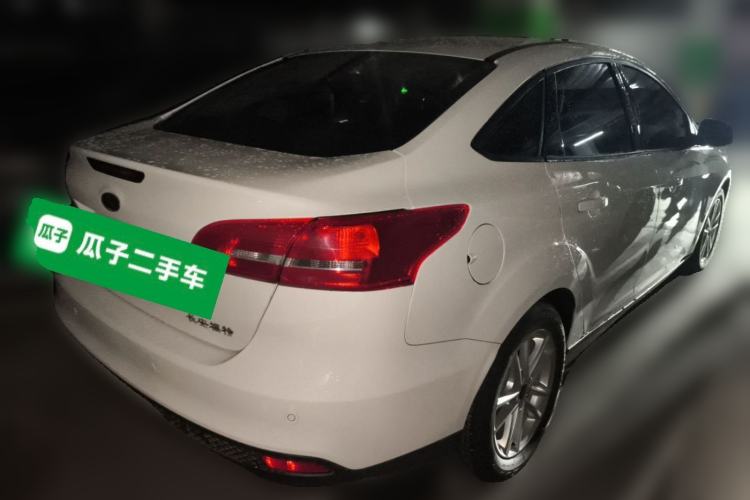 Used Ford Focus 2015 Sedan 1.6L Automatic Trend Model Rear Right 45 Deg