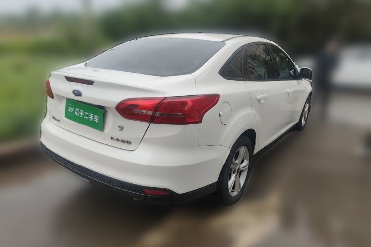 Used Ford Focus 2015 Sedan 1.6L Automatic Trend Model Rear Right 45 Deg