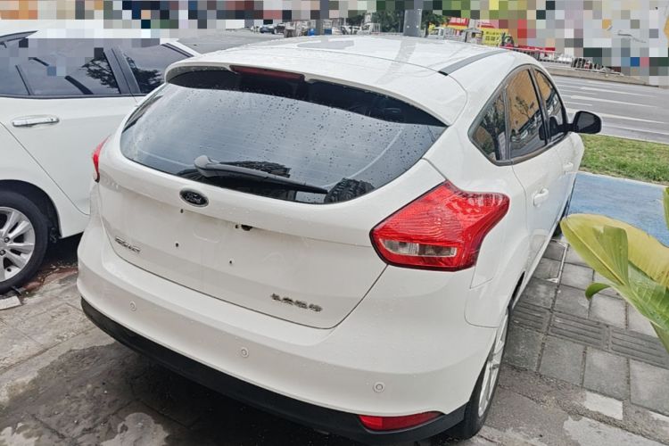 Used Ford Focus 2015 Hatchback 1.6L Automatic Fashion Edition Rear Right 45 Deg
