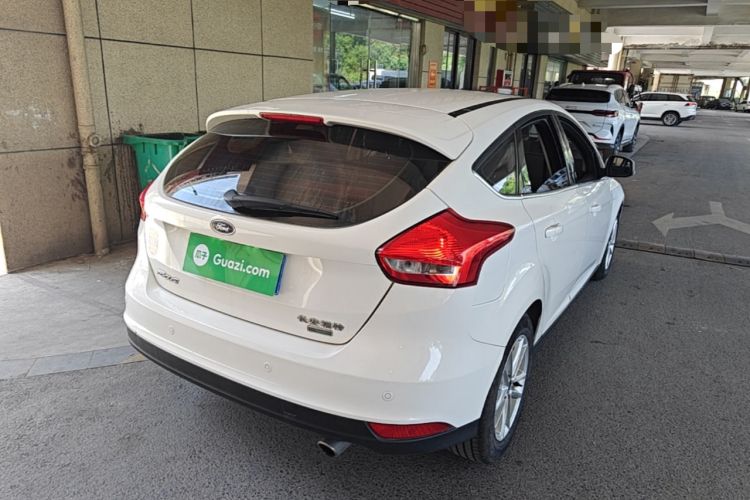 Used Ford Focus 2015 Hatchback EcoBoost 180 Automatic Elite Model Rear Right 45 Deg