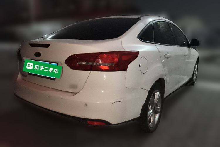 Used Ford Focus 2015 Sedan 1.6L Manual Comfort Model Rear Right 45 Deg