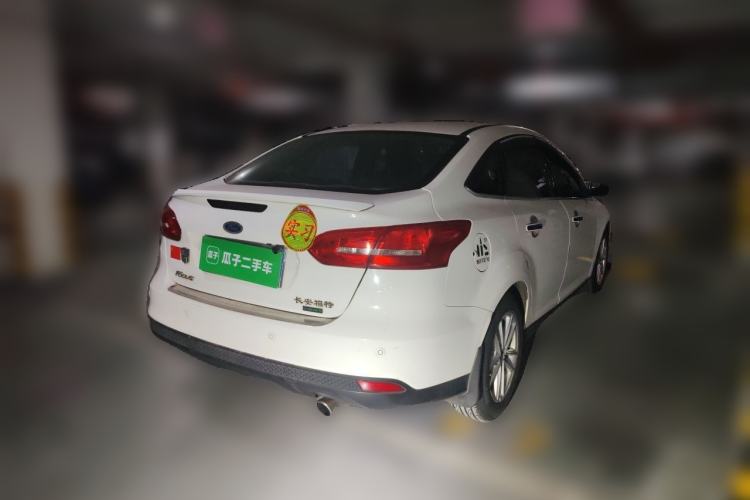 Used Ford Focus 2015 Sedan EcoBoost 180 Automatic Elite Model Rear Right 45 Deg