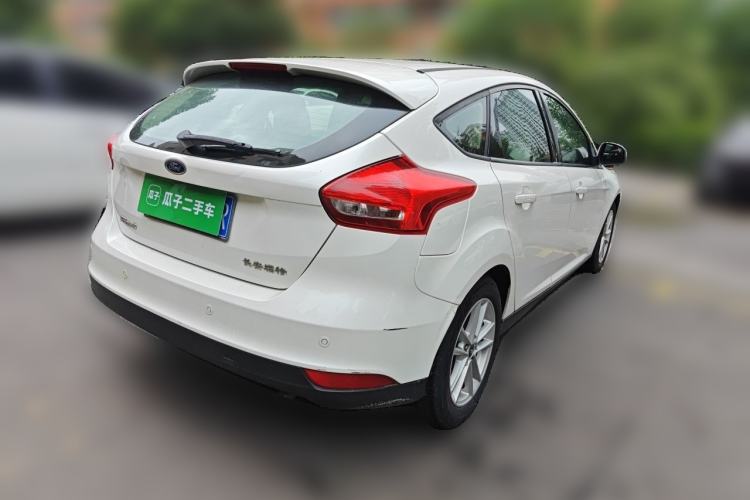 Used Ford Focus 2015 Hatchback 1.6L Manual Fashion Edition Rear Right 45 Deg