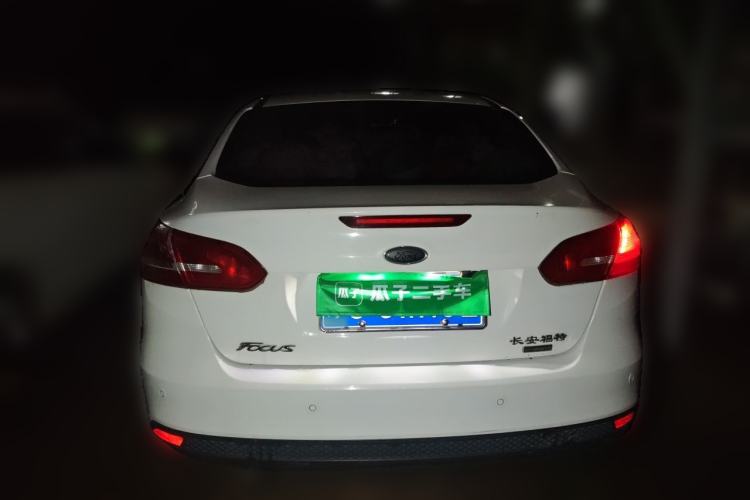 Used Ford Focus 2015 Sedan EcoBoost 125 Automatic Supreme Style Edition Rear