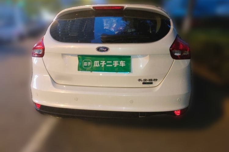 Used Ford Focus 2015 Hatchback EcoBoost 125 Automatic Supreme Style Edition Rear