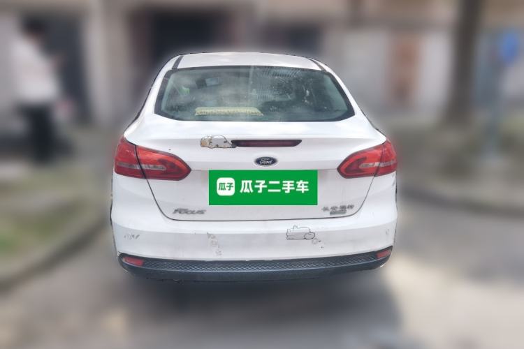 Used Ford Focus 2015 Sedan EcoBoost 125 Manual – Ultra-Style Edition Rear