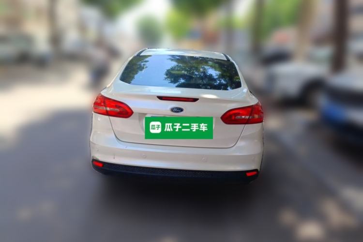 Used Ford Focus 2015 Sedan EcoBoost 125 Automatic Supreme Style Edition Rear
