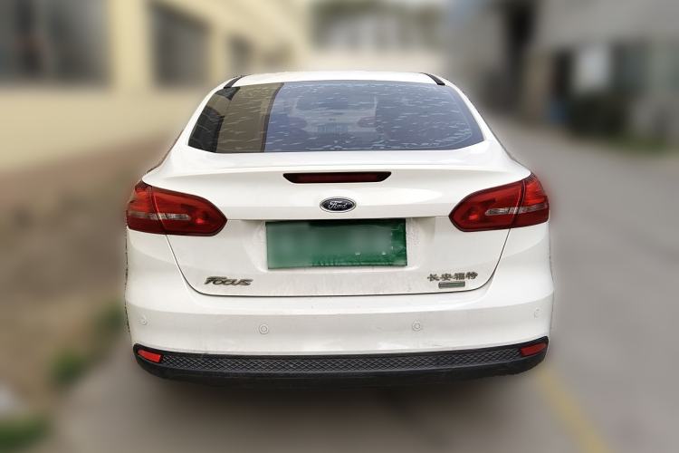 Used Ford Focus 2015 Sedan EcoBoost 125 Manual – Ultra-Style Edition Rear