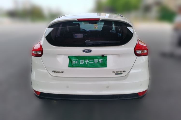 Used Ford Focus 2015 Hatchback EcoBoost 125 Automatic Supreme Style Edition Rear