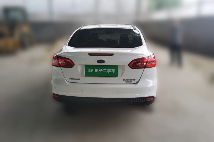 Used Ford Focus 2015 Sedan EcoBoost 125 Manual – Ultra-Style Edition Rear