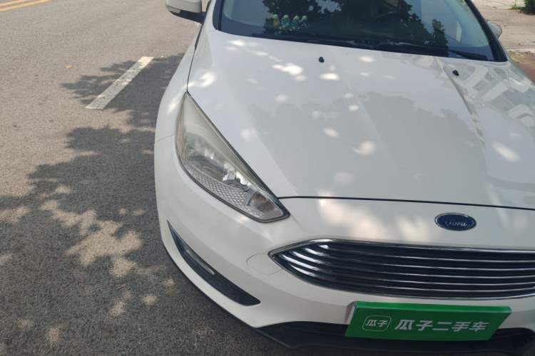 Used Ford Focus 2015 Sedan 1.6L Automatic Comfort Model Right Front Headlight