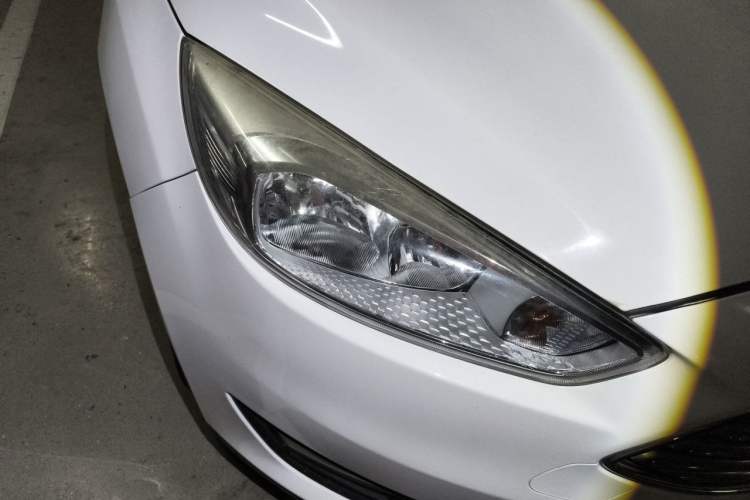 Used Ford Focus 2015 Sedan 1.6L Automatic Comfort Model Right Front Headlight