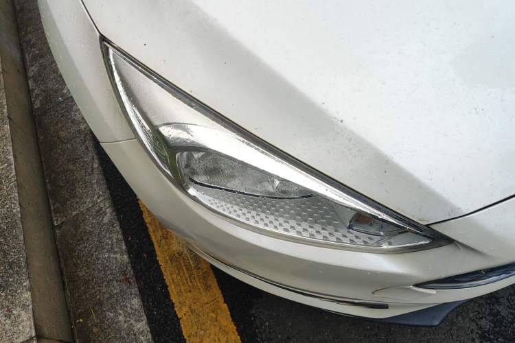 Used Ford Focus 2015 Hatchback 1.6L Automatic Comfort Model Right Front Headlight