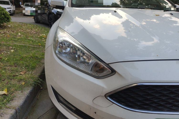 Used Ford Focus 2015 Hatchback EcoBoost 180 Automatic Elite Model Right Front Headlight