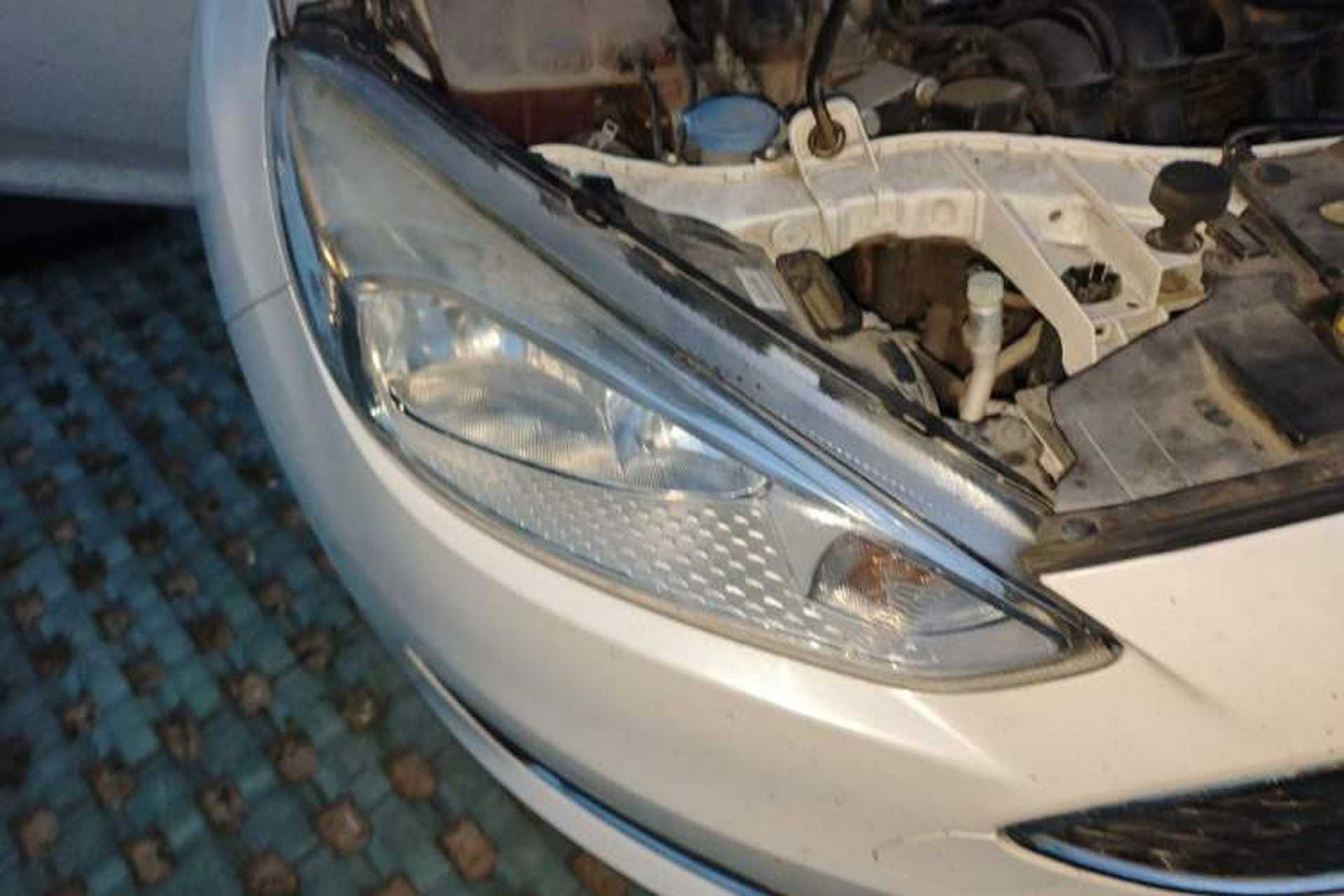 Used Ford Focus 2015 Hatchback 1.6L Automatic Fashion Edition Right Front Headlight