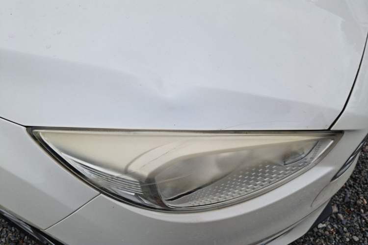 Used Ford Focus 2015 Sedan 1.6L Automatic Trend Model Right Front Headlight