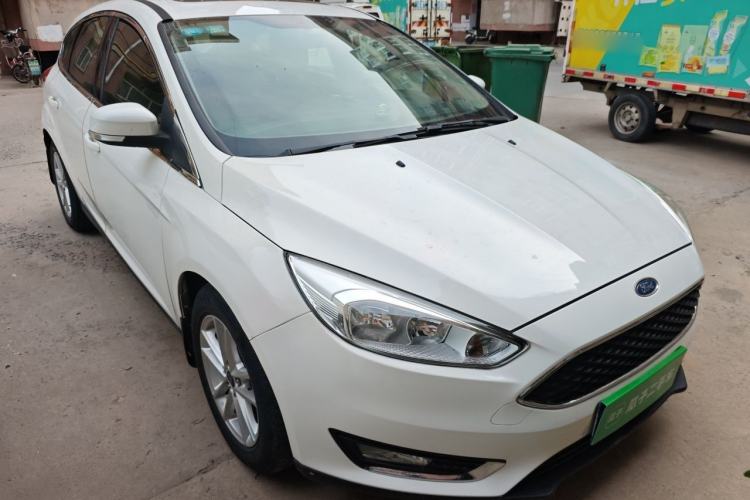 Used Ford Focus 2015 Hatchback 1.6L Manual Fashion Edition Right Front Headlight