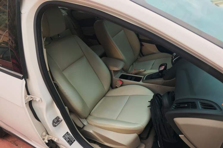 Used Ford Focus 2015 Sedan 1.6L Automatic Comfort Model Right Front Seat