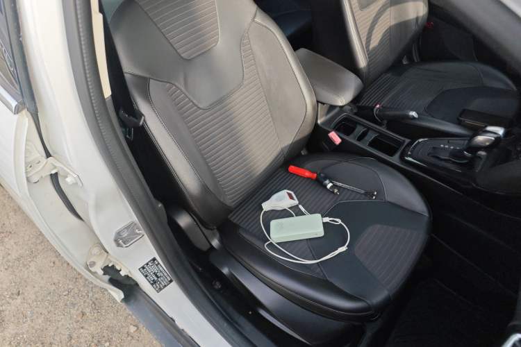 Used Ford Focus 2015 Sedan EcoBoost 180 Automatic Elite Model Right Front Seat