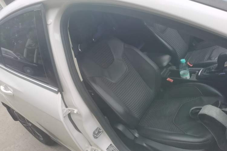 Used Ford Focus 2015 Hatchback EcoBoost 180 Automatic Elite Model Right Front Seat