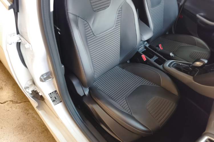 Used Ford Focus 2015 Hatchback EcoBoost 180 Automatic Sport Model Right Front Seat