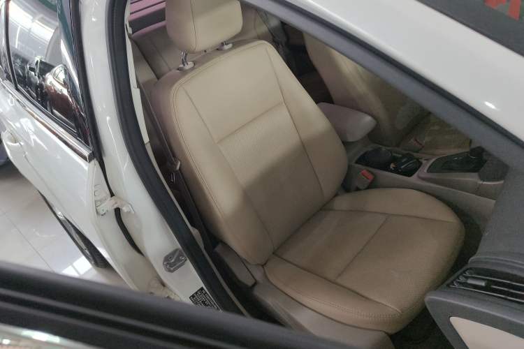Used Ford Focus 2015 Sedan 1.6L Automatic Comfort Model Right Front Seat