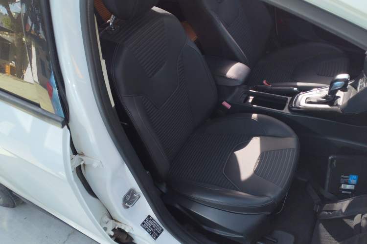 Used Ford Focus 2015 Sedan 1.6L Automatic Trend Model Right Front Seat