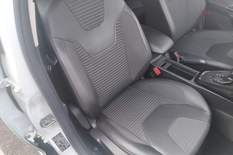 Used Ford Focus 2015 Sedan 1.6L Automatic Trend Model Right Front Seat