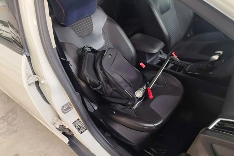 Used Ford Focus 2015 Sedan EcoBoost 125 Automatic Supreme Style Edition Right Front Seat