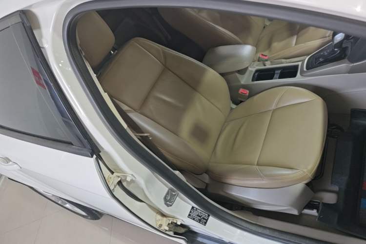 Used Ford Focus 2015 Sedan 1.6L Automatic Comfort Model Right Front Seat