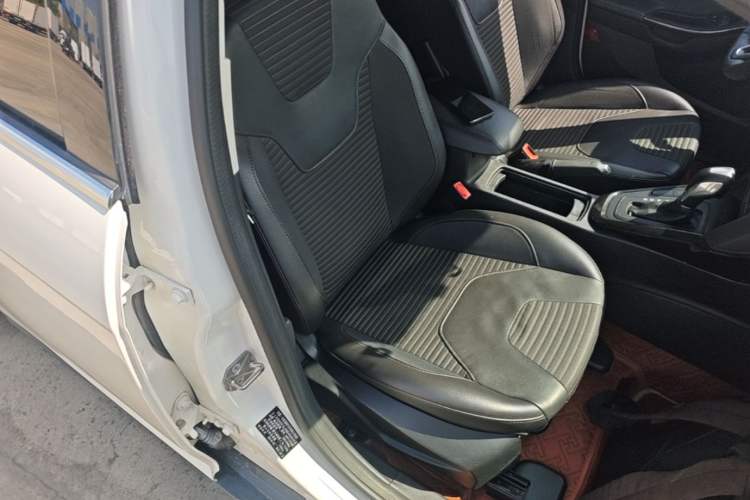 Used Ford Focus 2015 Sedan EcoBoost 180 Automatic Elite Model Right Front Seat