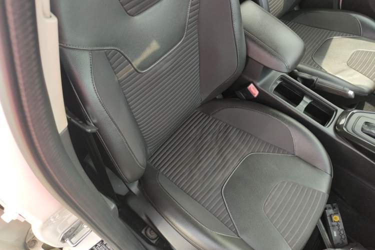 Used Ford Focus 2015 Sedan 1.6L Automatic Trend Model Right Front Seat