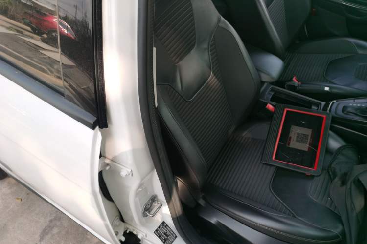 Used Ford Focus 2015 Sedan EcoBoost 125 Automatic Supreme Style Edition Right Front Seat