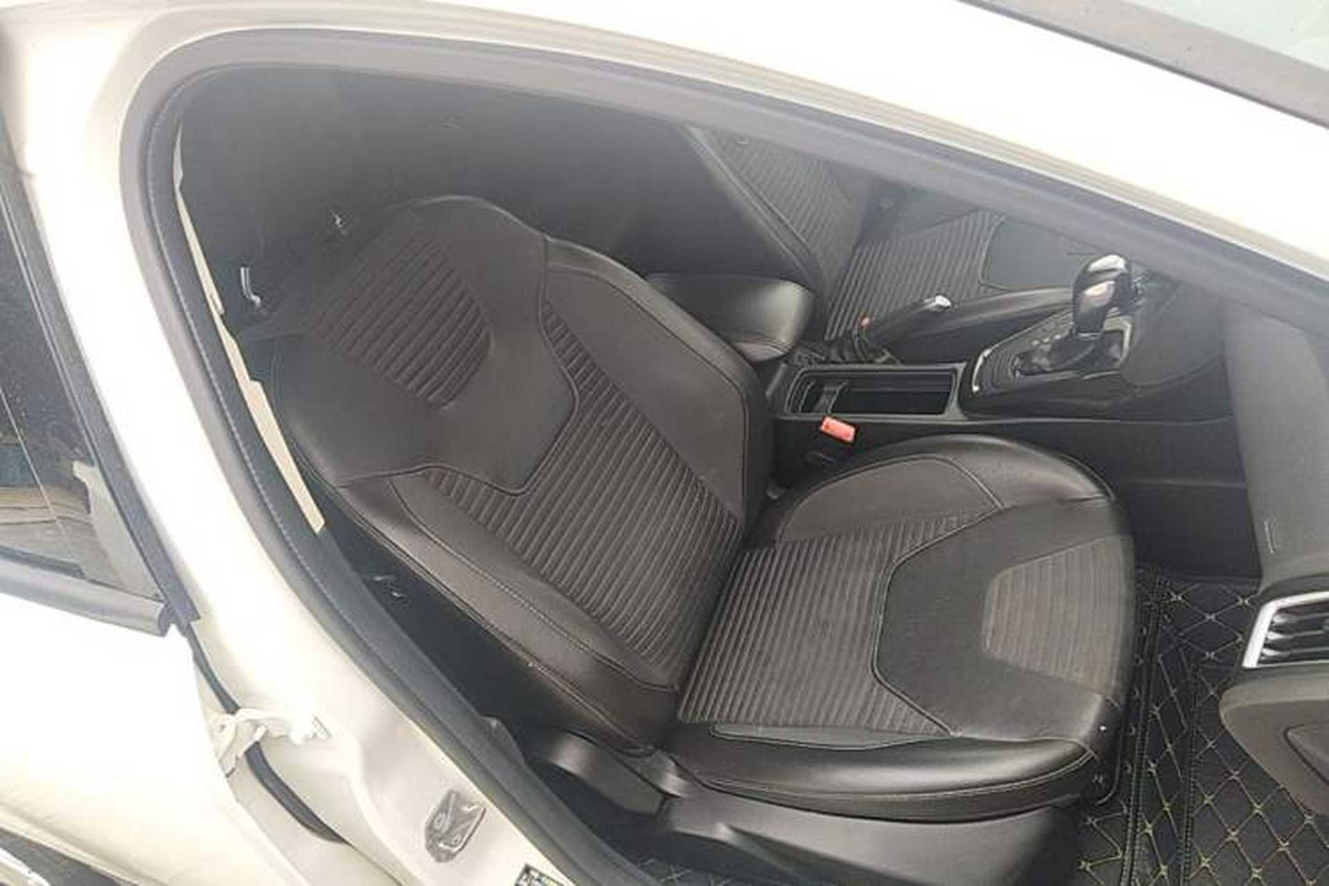 Used Ford Focus 2015 Sedan 1.6L Automatic Trend Model Right Front Seat