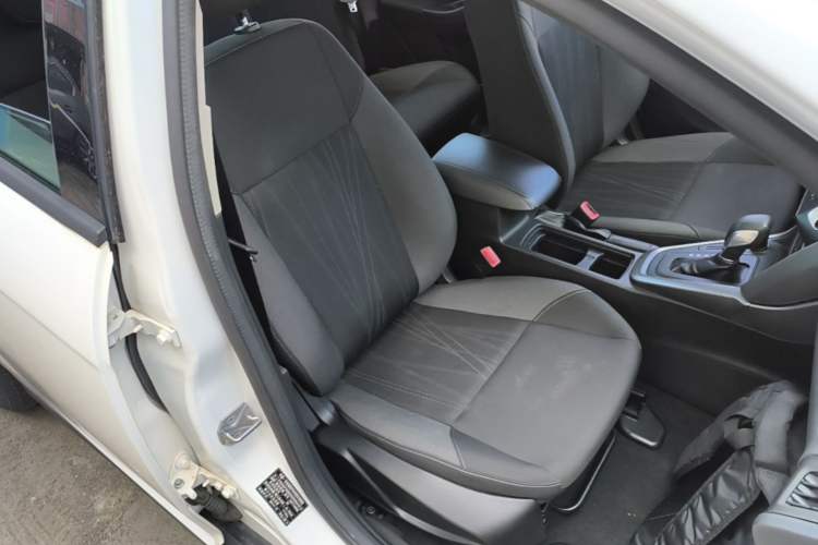 Used Ford Focus 2015 Sedan 1.6L Automatic Comfort Model Right Front Seat