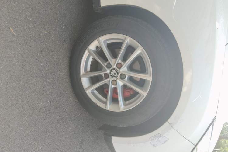 Used Ford Focus 2015 Sedan 1.6L Automatic Trend Model Right Front Wheel Hub