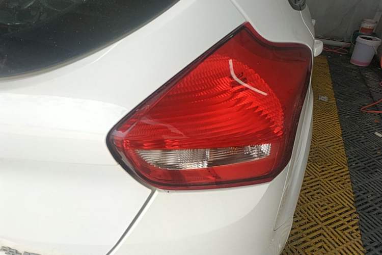 Used Ford Focus 2015 Hatchback 1.6L Automatic Comfort Model Right Rear Taillight