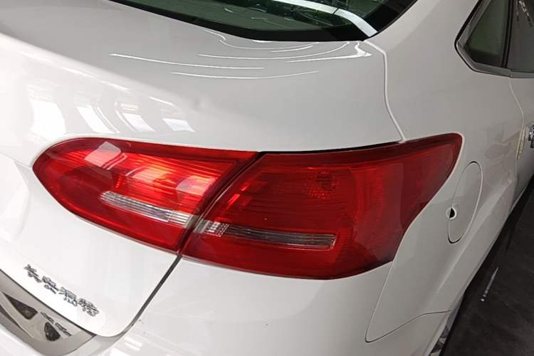 Used Ford Focus 2015 Sedan 1.6L Automatic Comfort Model Right Rear Taillight
