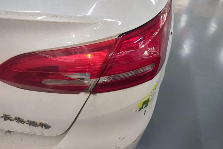 Used Ford Focus 2015 Sedan 1.6L Automatic Trend Model Right Rear Taillight