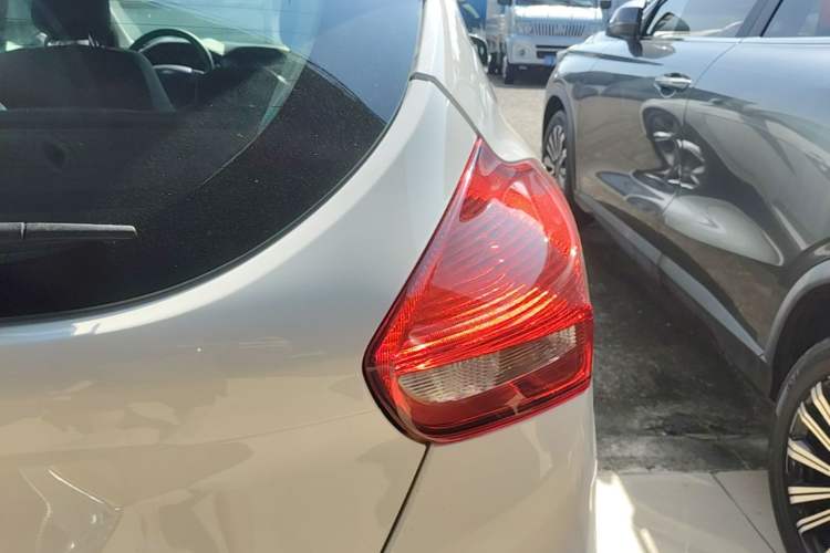 Used Ford Focus 2015 Hatchback 1.6L Automatic Comfort Model Right Rear Taillight