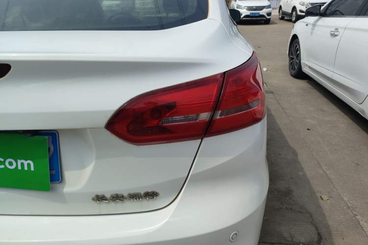 Used Ford Focus 2015 Sedan 1.6L Automatic Trend Model Right Rear Taillight