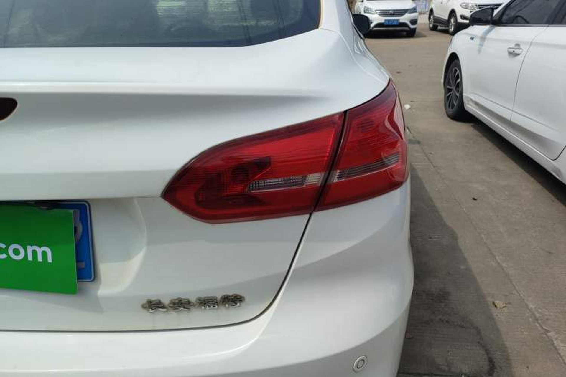 Used Ford Focus 2015 Sedan 1.6L Automatic Trend Model Right Rear Taillight