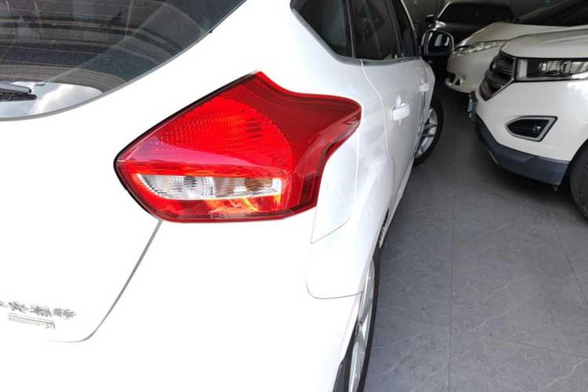 Used Ford Focus 2015 Hatchback EcoBoost 180 Automatic Elite Model Right Rear Taillight