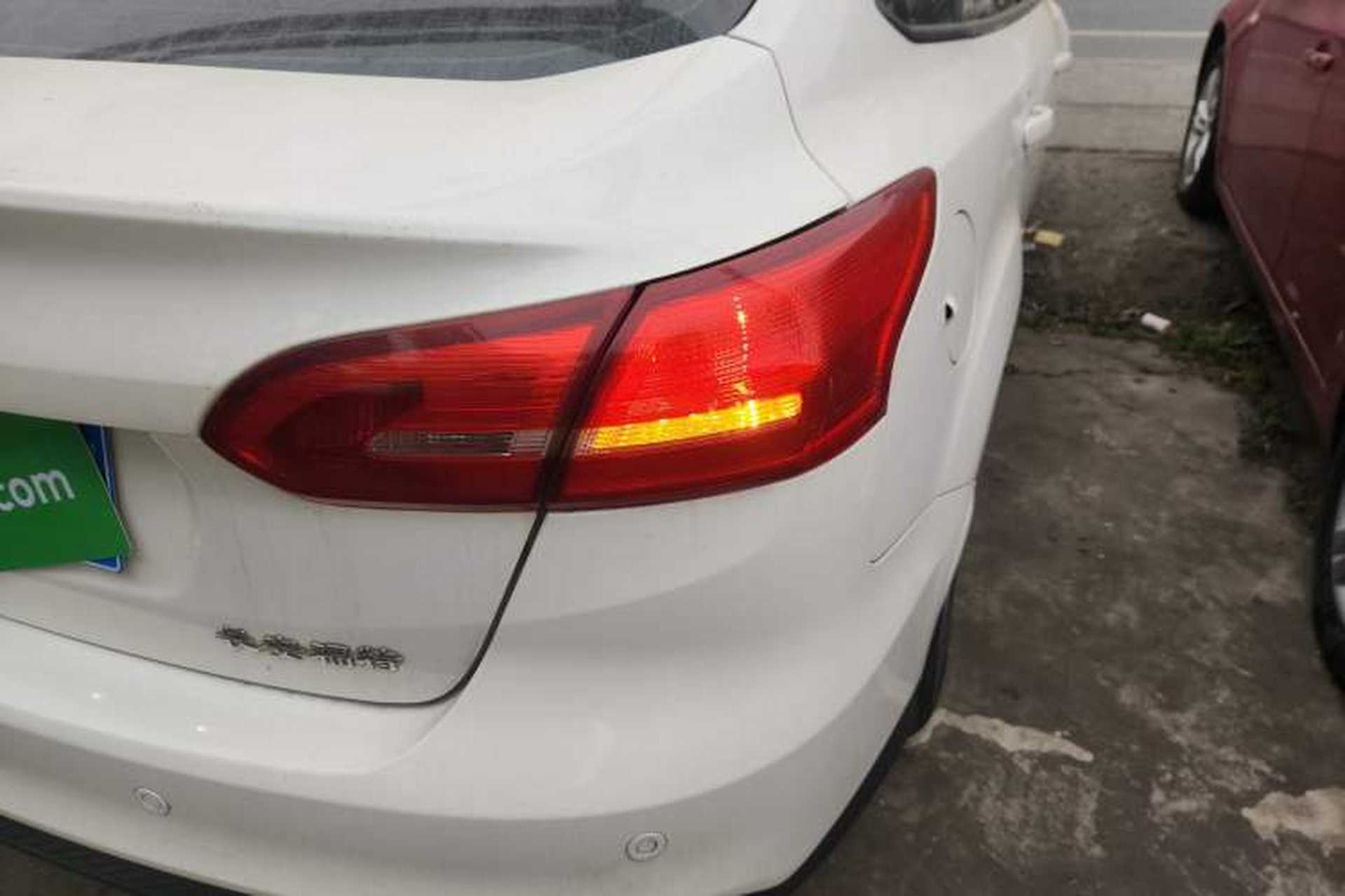 Used Ford Focus 2015 Sedan 1.6L Automatic Trend Model Right Rear Taillight