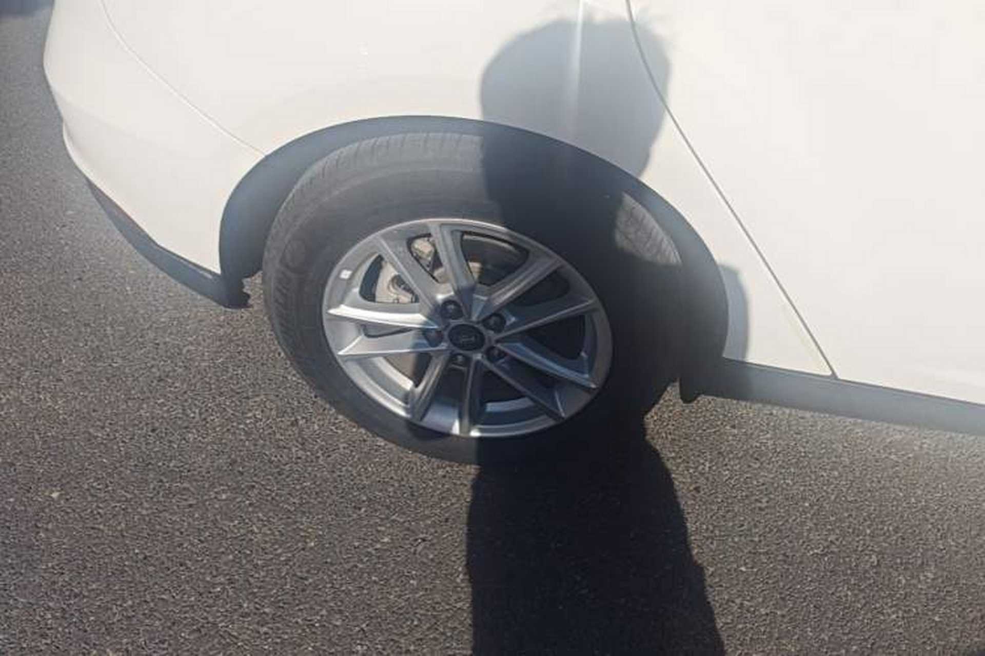 Used Ford Focus 2015 Hatchback 1.6L Automatic Fashion Edition Right Rear Wheel Hub