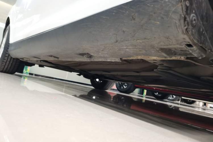 Used Ford Focus 2015 Sedan 1.6L Manual Fashion Edition Right Side Sill