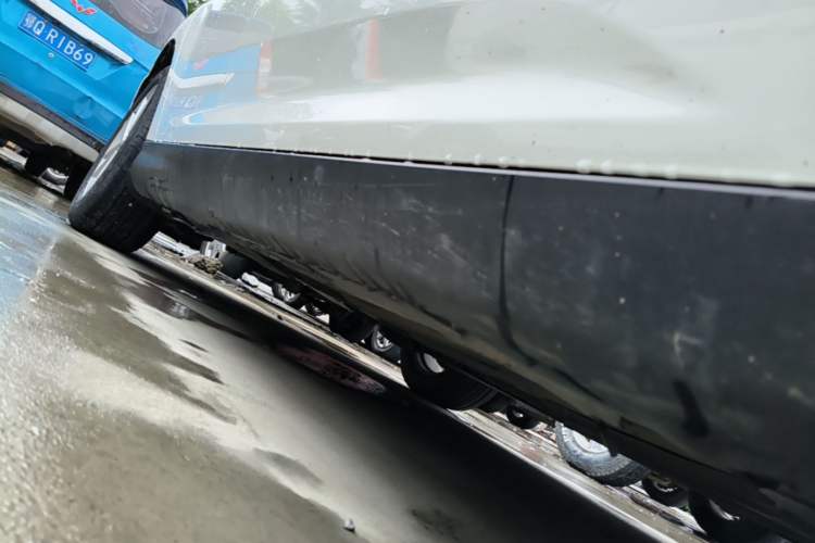 Used Ford Focus 2015 Sedan EcoBoost 180 Automatic Elite Model Right Side Sill