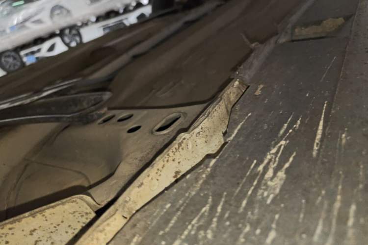 Used Ford Focus 2015 Hatchback 1.6L Automatic Fashion Edition Right Side Sill