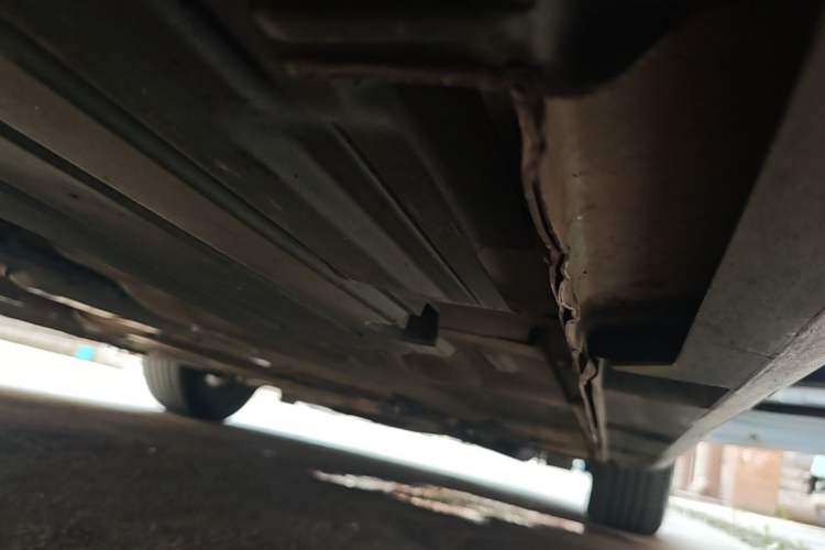 Used Ford Focus 2015 Hatchback 1.6L Automatic Fashion Edition Right Side Sill