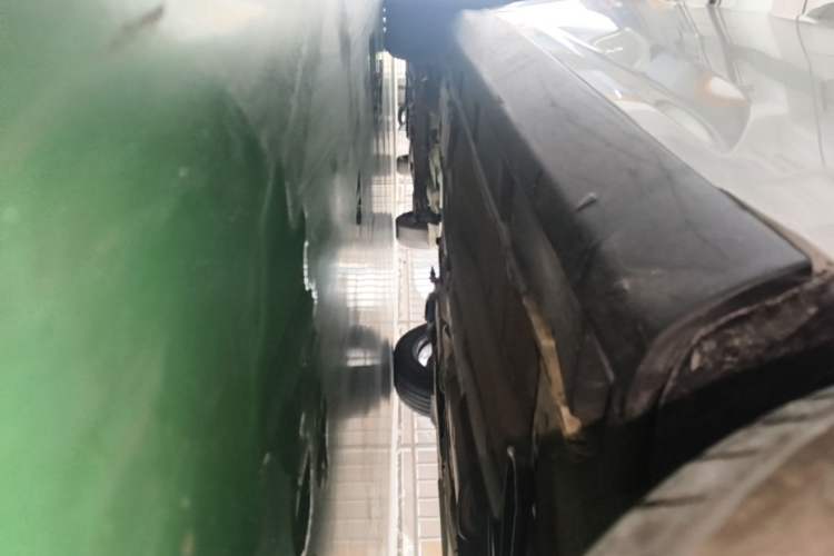 Used Ford Focus 2015 Sedan EcoBoost 125 Automatic Supreme Style Edition Right Side Sill